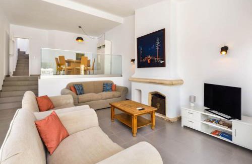 Vale do Lobo Villa | Villa Oceano Golf 482 2 Bedrooms Sea Views A Stone's Throw To The Beach