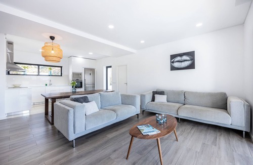 Estombar Villa | Villa Olive