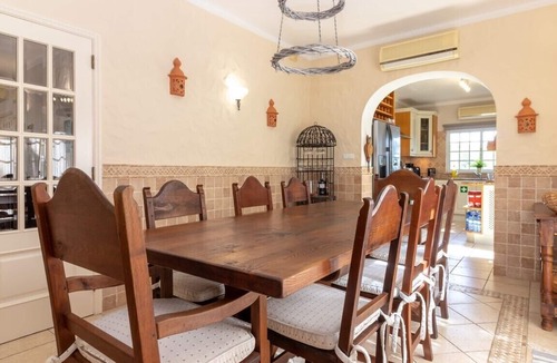 Porches Villa | Villa Oliveira, Family villa, BBQ & Pool