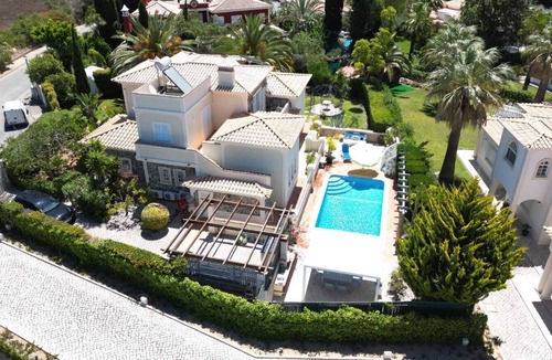 Porches Villa | Villa Oliveira, Family villa, BBQ & Pool