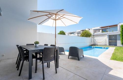 Castelo House | Villa Oliveira