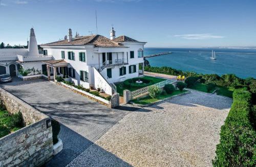 Ferragudo Villa | Villa Portimao View