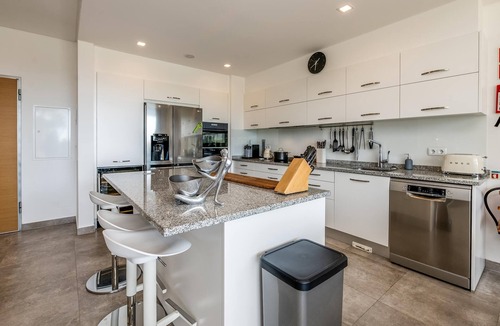 Porto de Mos Apartment | Villa Praia de Branson, with amazing Ocean views