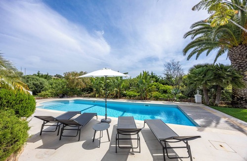 Caramujeira Villa | Villa Quinta Verde - Villa near Carvoeiro and Marinha beach with private pool.