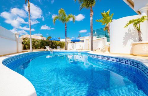 Santa Eulalia Villa | Villa Samoa - Moradia com piscina aquecível e BBQ em Albufeira