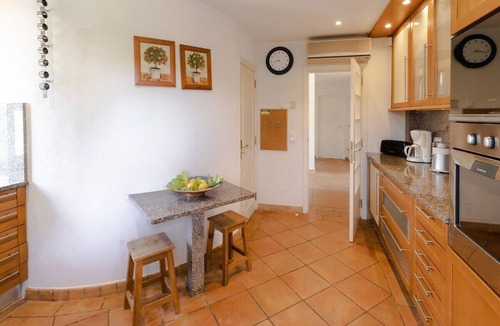 Vilamoura Villa | Villa Sara - Traditional villa up to 8 persons with pool, garden and BBQ, near the beach and a golf resort in Vilamoura - Algarve