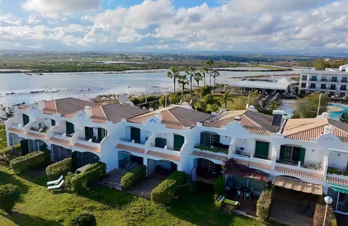 Cabanas House | Villa Solria 3-Bedroom Villa 5 Minutes from the Beach