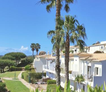 Budens Apartment | Villa Sunrise by MOJE Holiday