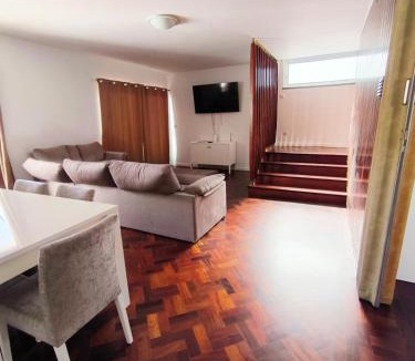 Camara de Lobos House | Villa Supranee Relaxation