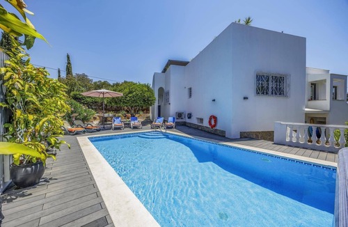 Mato Serrao Villa | Villa Sylisia by Villa Plus