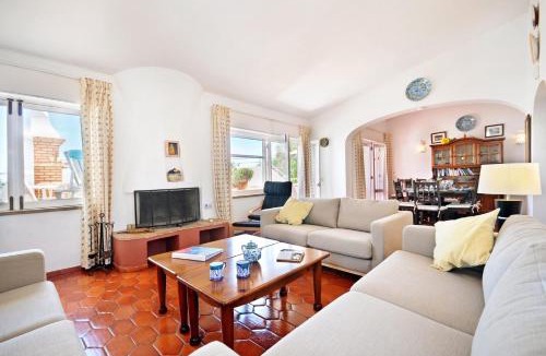 Praia da Luz Villa | Villa Tres Irmaos by Villa Plus