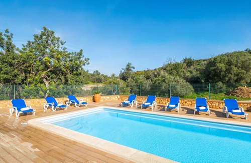 Albufeira Villa | Villa w/heatable pool & comfort, Albufeira