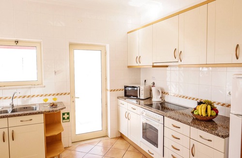 Castelo Villa | Villa w/heatable pool & sea view in Galé