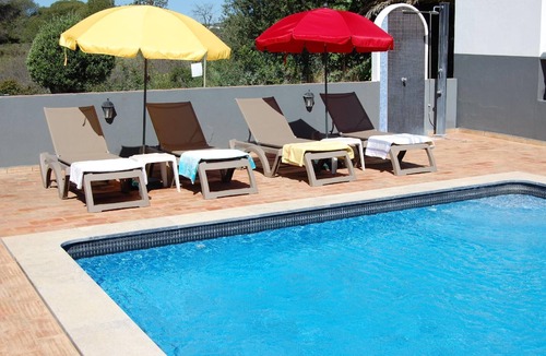 Almancil House | Villa with 3 bedrooms, wifi and sea view