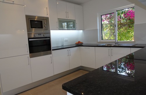 Vale Covo Villa | Villa with own Pool, 4 Bedrooms with air con, Family Friendly, Shaded Pavillion.