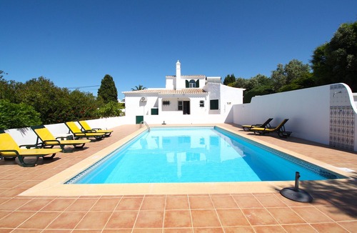 Mato Serrao Villa | Villa with pool walking distance to Carvoeiro center