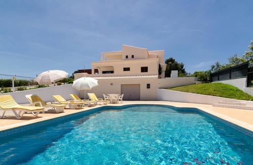 Caramujeira Villa | Villa with Private Pool a close to Marinha Beach