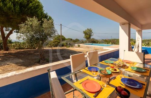 Caramujeira House | Villas2go2 Praia da Marinha
