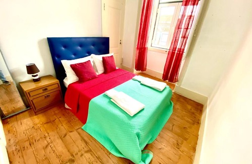 Encarnacao House | Vintage Chiado 5 - Standard Double Room with Shared Bathroom