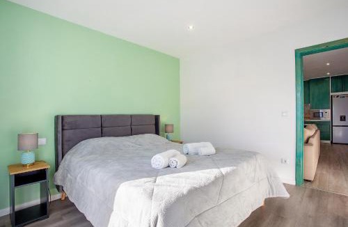 Nadadouro House | Vintage Gonçalo Lagoa Stay