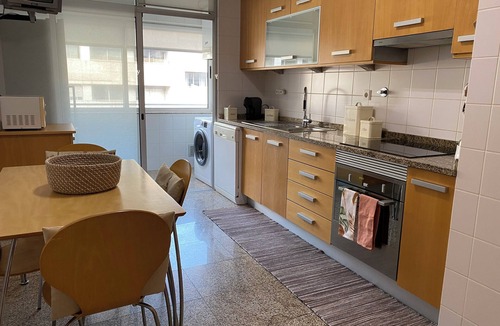 Viseu Apartment | Viseu Home: Apartamento Espaçoso Para Famílias e Amigos no Centro de Viseu