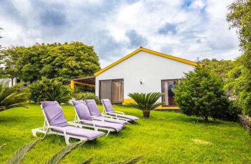 Ponta Delgada Villa | VIVA Quinta I Quinta do Ananás Pineapple Farmhouse