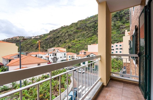 Ribeira Brava Apartment | Viveiro's Apartment by Galmi