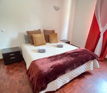 Caramujeira House | Vivenda Marias