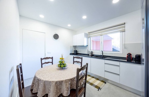 Gaula Villa | Vivenda Paz Lobo by Your Key