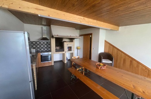 Esposende House | Vivenda Ribeiro: House with Mountain View, Private Pool and Wi-Fi