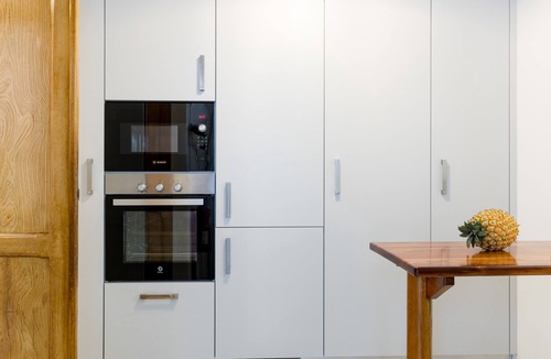 Ponta Delgada House | Walkable Ponta Delgada 4BR/3BA House Private Garage, Patio, BBQ & A/C