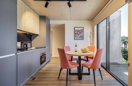 Sao Pedro da Afurada Apartment | Waterfront Studio w/Scenic Views, Steps to Dining