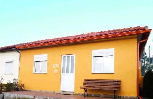 Barcelos House | Welcoming House in Medros with Terrace