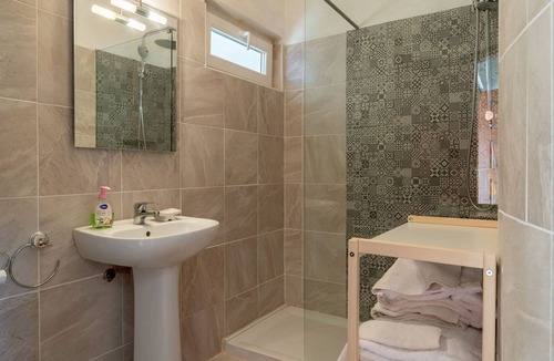 Areias Dos Moinhos House | Well furnished and presented House