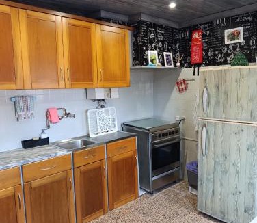 Bombarral House | West house