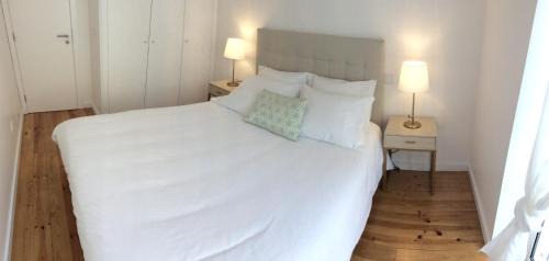 Penha de Franca Apartment | WHome Modern 1-Bed with AC & private Terrace