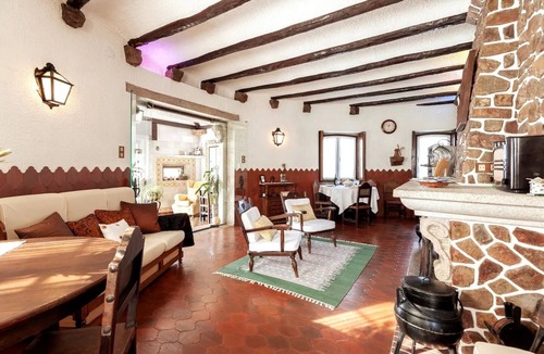 Laundos House | Windmill House 360° Atlantic Views - Sleeps 8