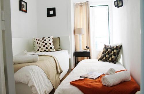 Encarnacao Apartment | Window to Lisboa II