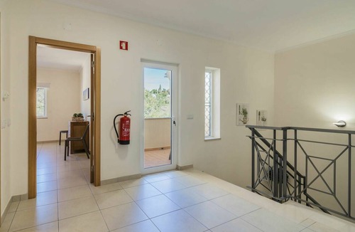 Monte Raposo House | Wonderful villa for 6 guests with pool, WIFI, A/C, TV, terrace and panoramic view