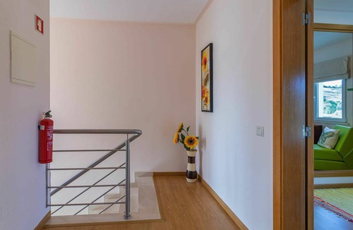 Albufeira House | Wonderful villa for 4 guests with pool, WIFI, A/C, TV and terrace
