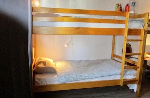 Seixal Hostel | Yard