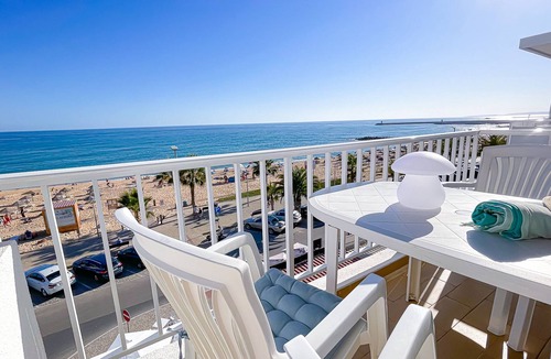 Cavacos Apartment | Yes Frente Praia III T3 HsR Quarteira