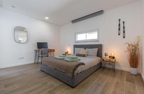 Atalaia House | Your Peace & Quiet, close to the Silver Coast