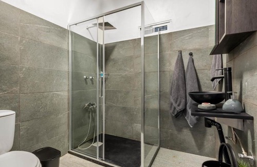 Ponta Delgada Apartment | Zen
