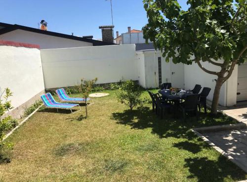 Árvore Cozy com Jardim in Porto