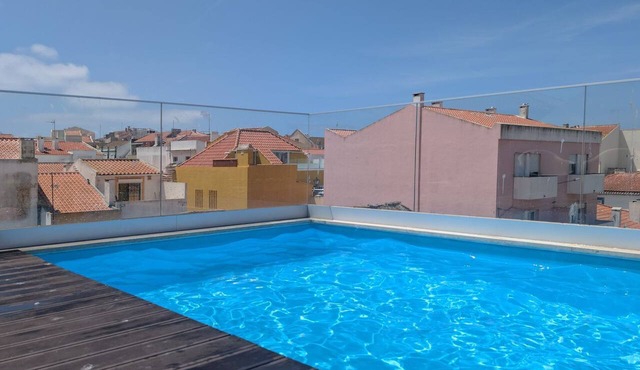 1BDR Modern Peniche Stay with Pool by LovelyStay in Peniche