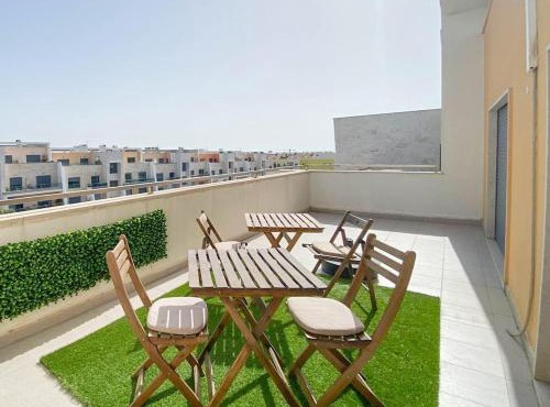 2 bedroom apartment with Terrace and View over Tejo River in Palhais