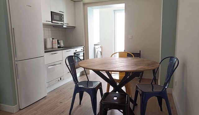 2BR Duplex – Family & Pet Friendly, AC & Wi-Fi