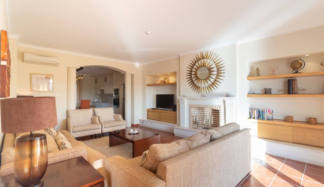 3 Bedroom Town House overlooking golf course