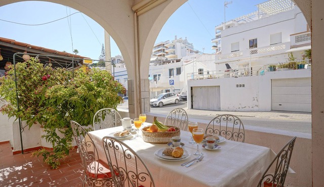#341 Casa da Guida | Central & Cozy in Albufeira